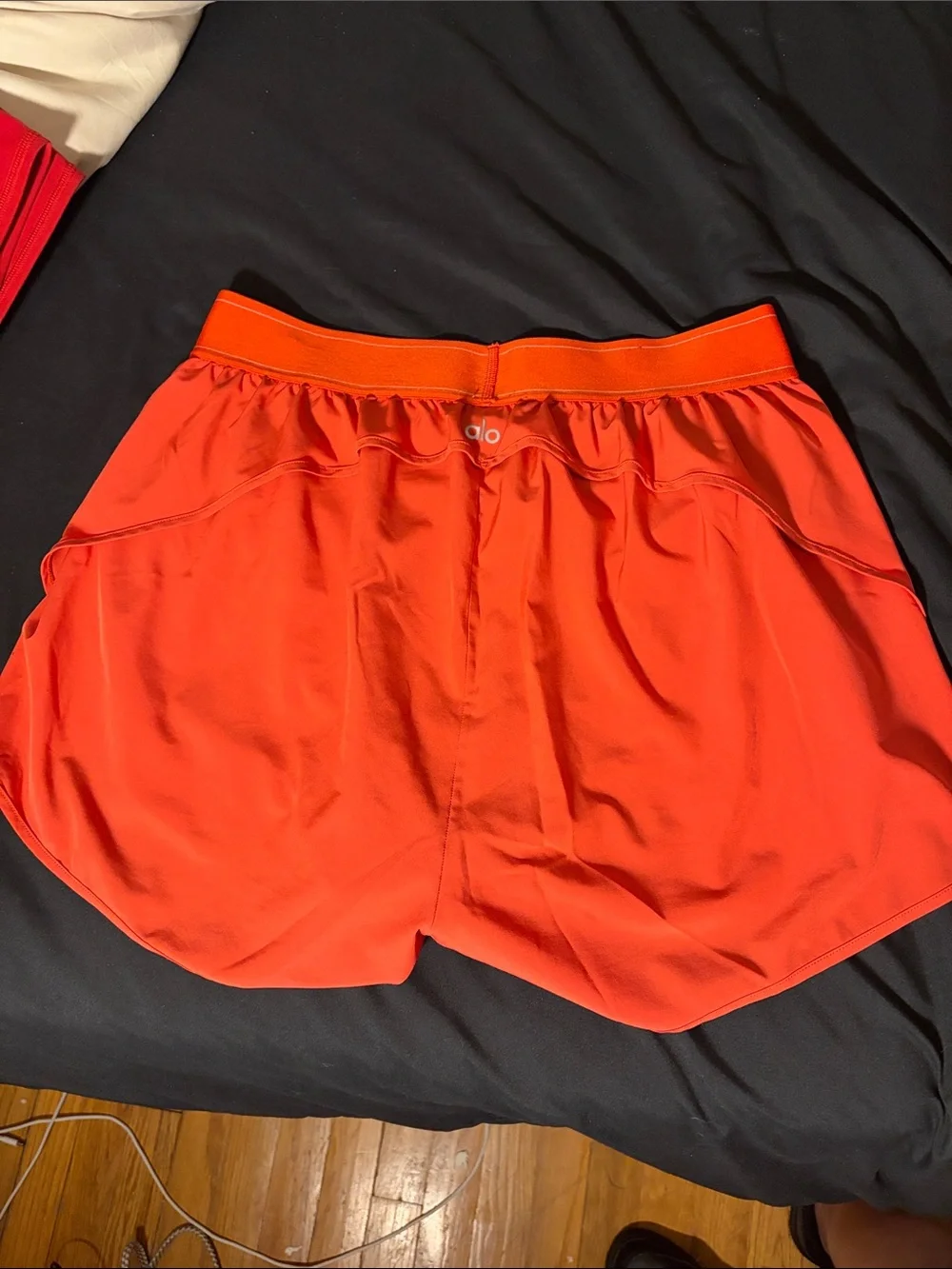 ALO Yoga Women's Match Point Shorts - Picture 2 of 3